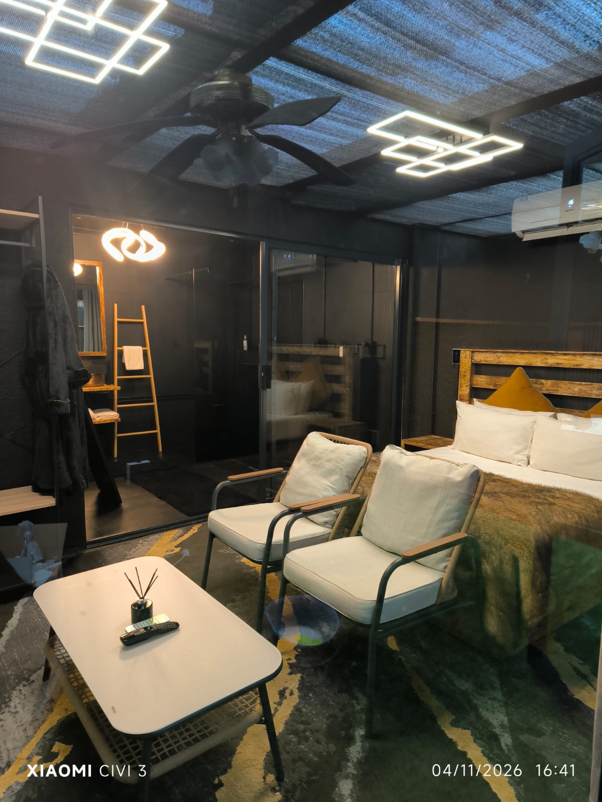 The Mihla Room — spacious bedroom and lounge seating